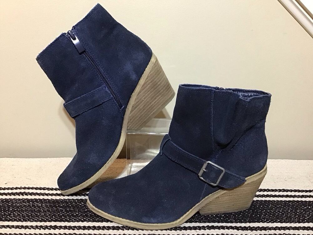 Very Volatile Suede Navy Ankle Boots Buckle Women’s Sz 8.5 Boho Cowgirl Cottage